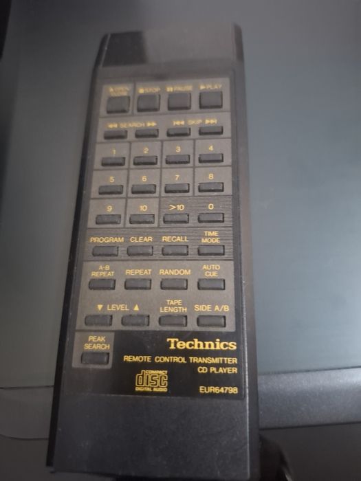 Technics cd SL.PS700 cu telecomandă originală