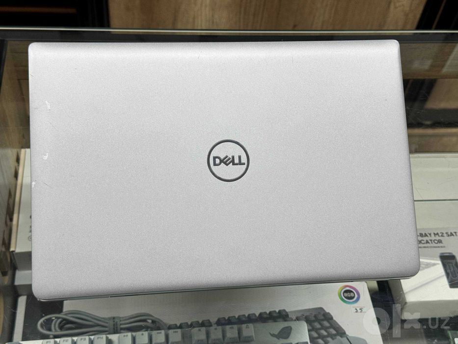 DELL Precision 3581 i9-13900H ram16 ssd256 RTX 2000 Ada Generation 8Gb