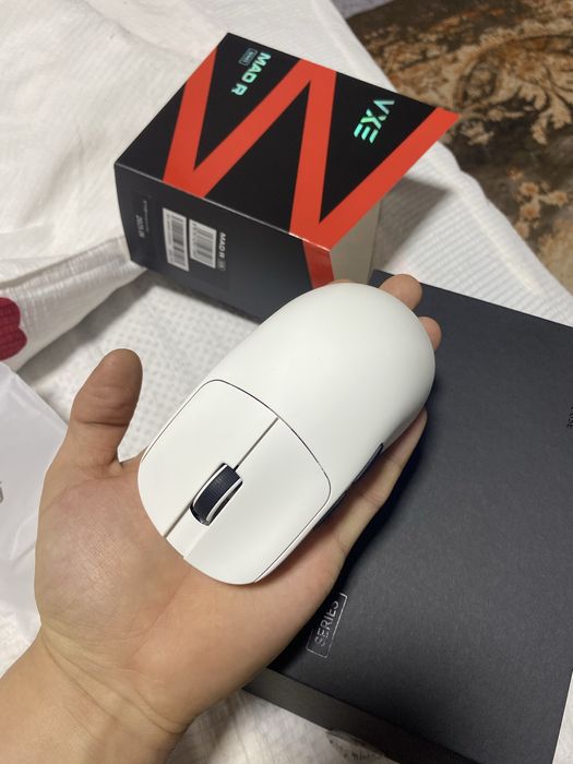 Мышь VXE Mad R 1K-3395 белый