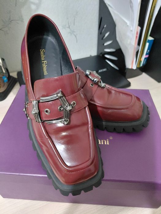 Продам женскую обувь