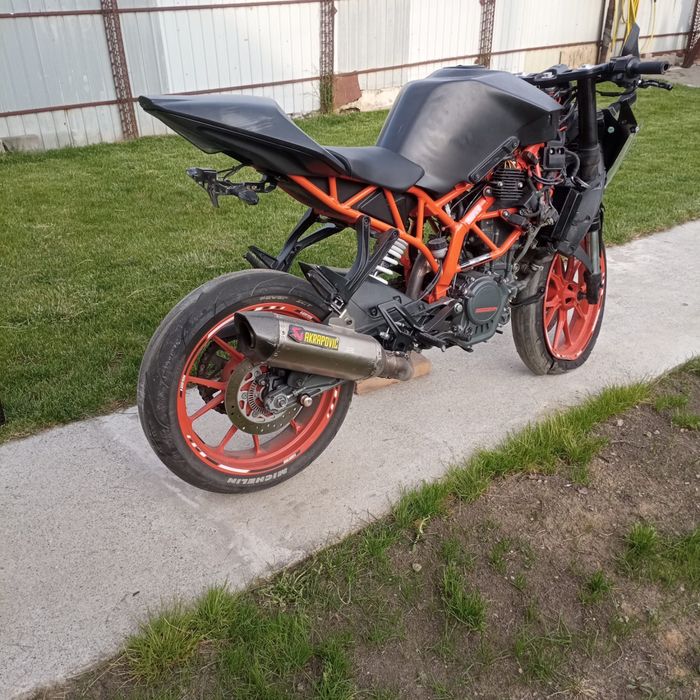 Vand ktm rc 125cc avariat