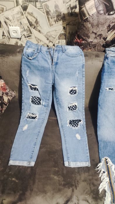 Продам джинсы, в отличном состоянии