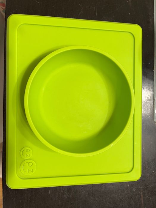 Детска силиконова купичка за хранене EzPz