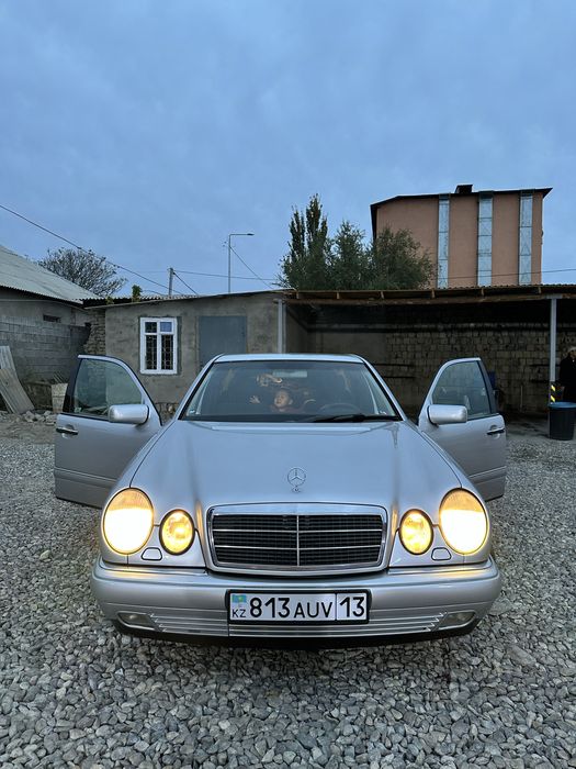 Мерседес 210 сатылады