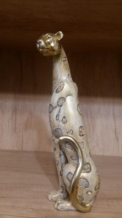 Статуетка за влюбени. Пасва навсякъде в дома Ви.