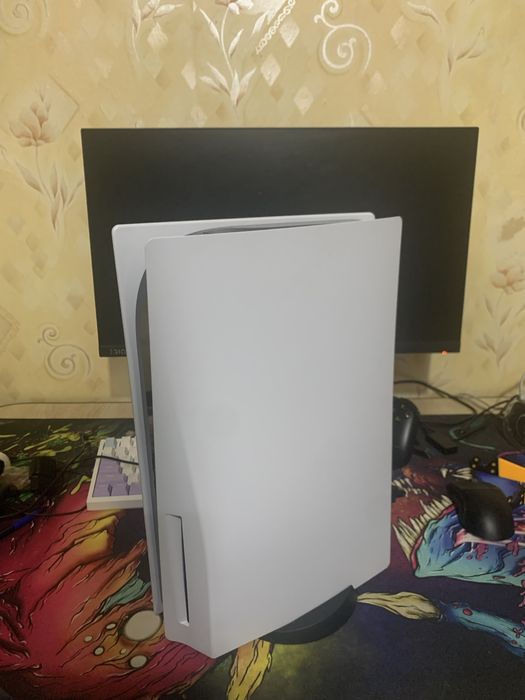 PlayStation 5 fat , 1tb состояние 10/10