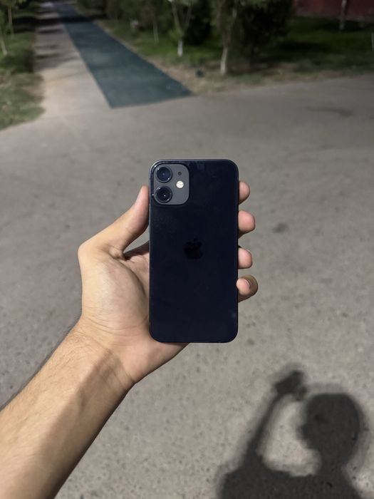 iPhone.  12 mini