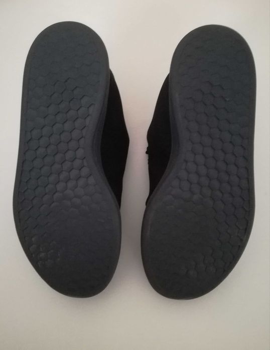 Дамски маратонки р. 38 - Adidas Advantage EE7483