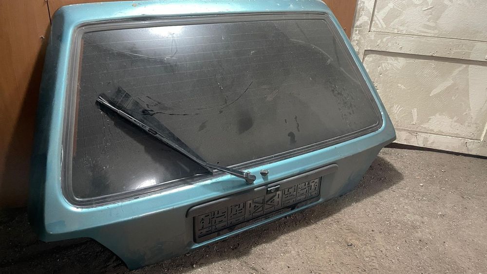 Стекла гольф 2 купе/4х дверка