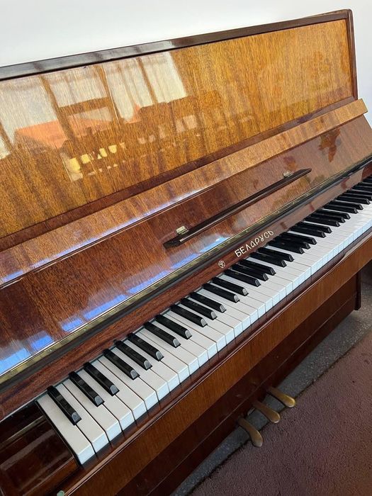 Belarus pianinosi sotiladi