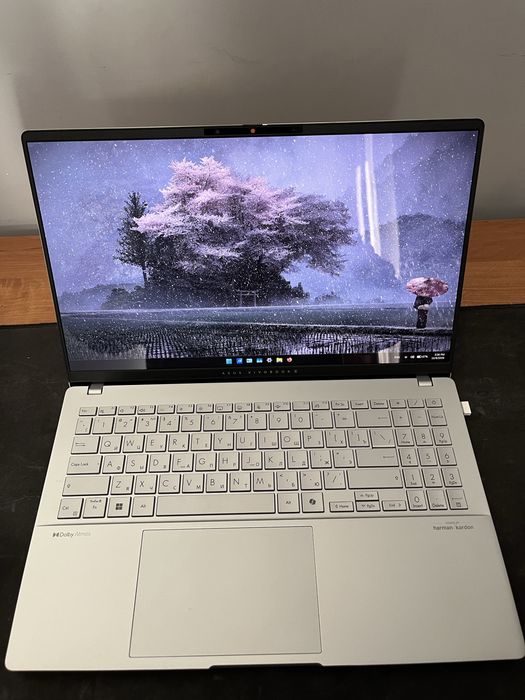 Asus VivoBook S15 Oled 120hz 3K (обмен)