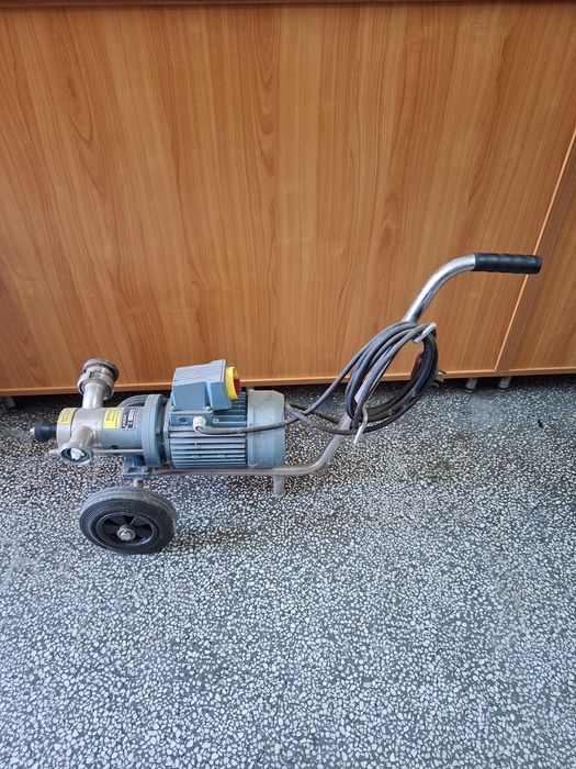 Pompă Kiesel Funcțională