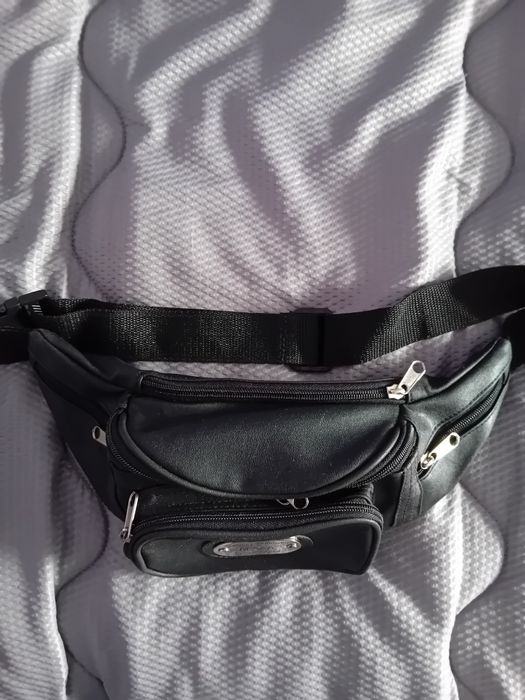 Дамски чантички за кръст