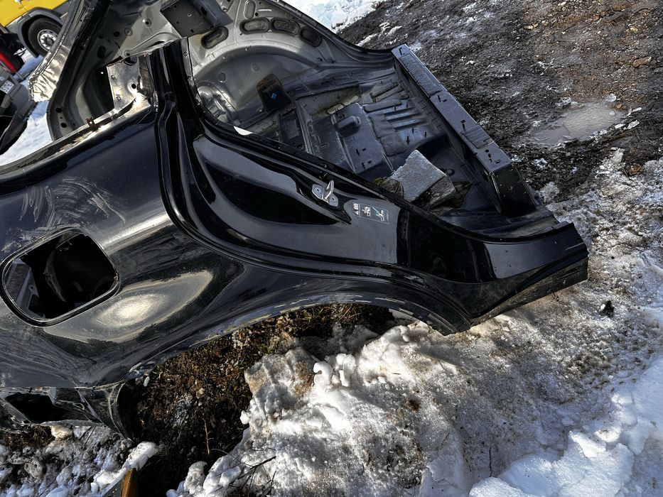 Aripă stânga spate mercedes gle w292 coupe.