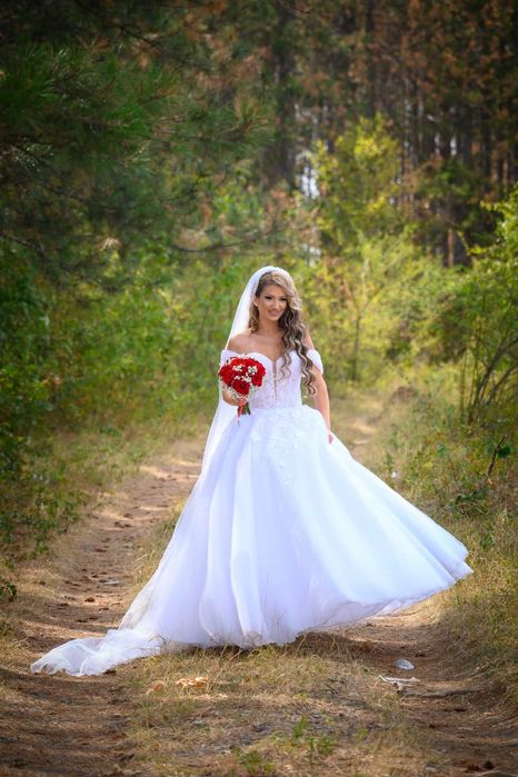 Сватбена рокля, с корсет