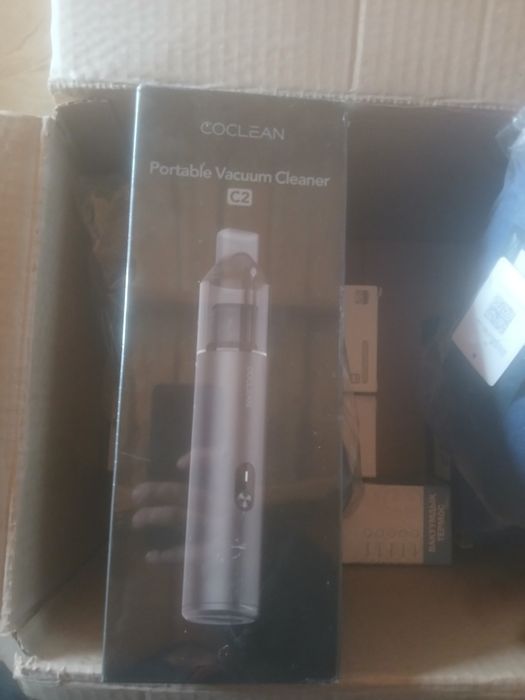 Автомобильный пылесос