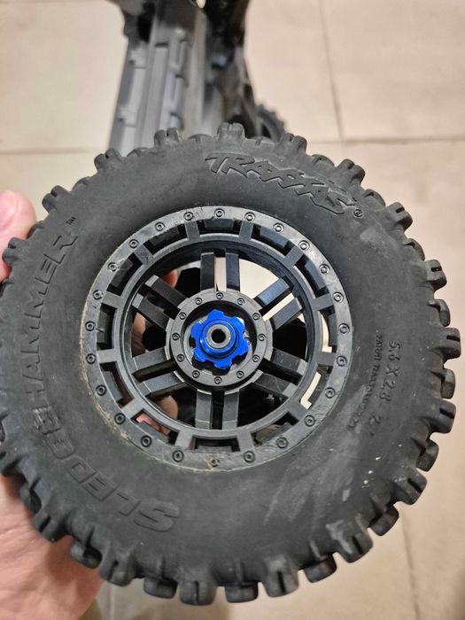 Traxxas Wide Maxx RC бъги
