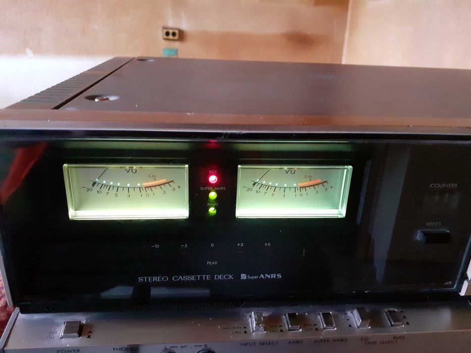 Топ модел дек JVC KD- S201Е- К7-USA model-Японска супер качествена машина.