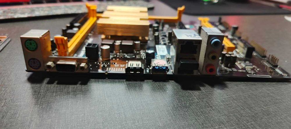 Плата Micro ATX Для терминалов,банкоматов,Led экранов и.т.д