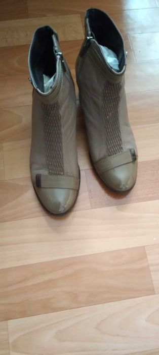 Женские полусапожки р.39