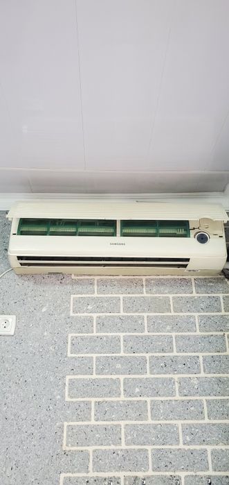 Samsung 12 yaxshi xolatda