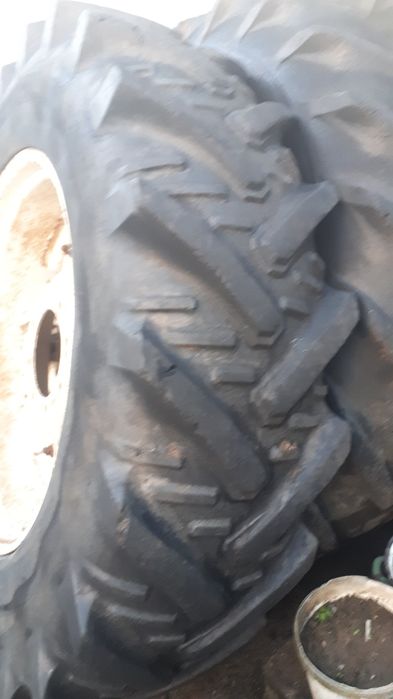 Anvelope tractor 16,9R34 International Utb