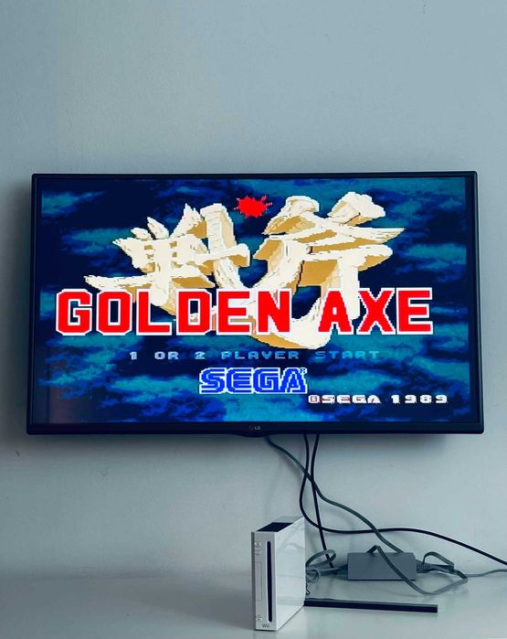 Пълен комплект Nintendo Wii с 3000+ инсталирани игри ПЕРФЕКТНО