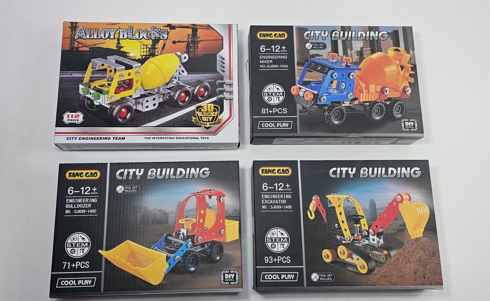 Метални конструктори на ниски цени 6 вида на машини - багер, самосвал.