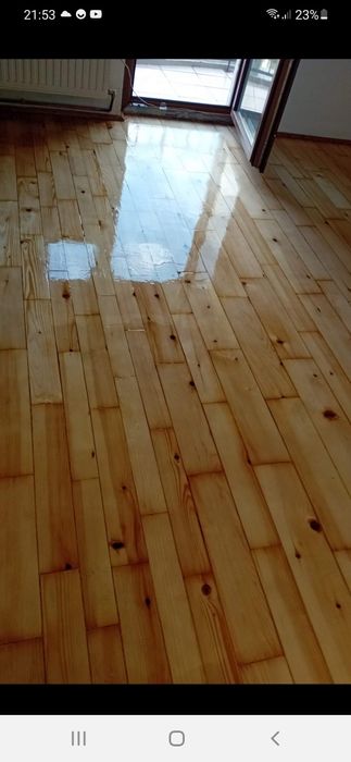 Raschetare slefuire parchet lemn