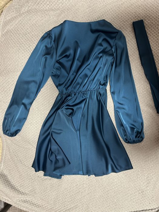 платье с поясом