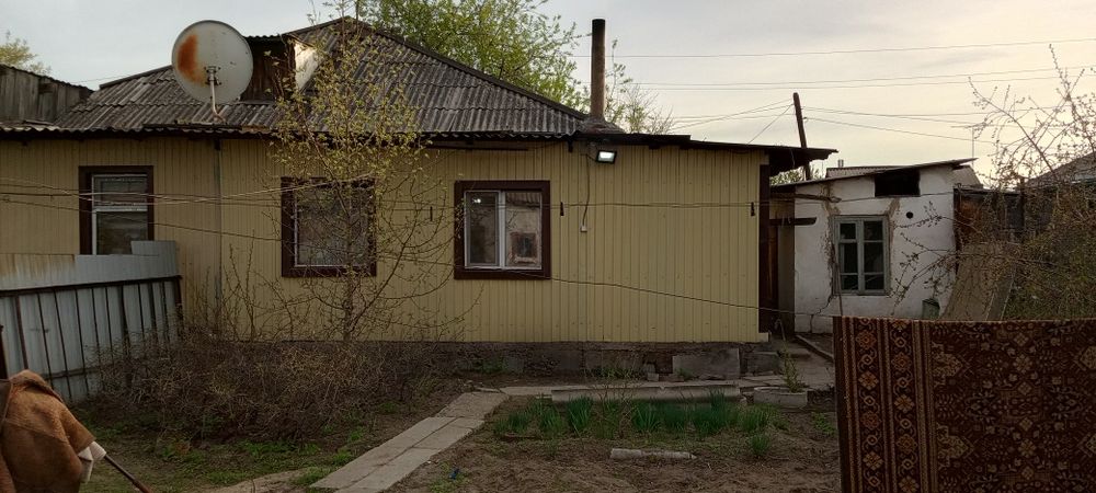 Продам дом. Район Дальний