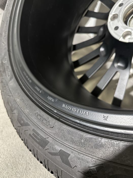 Оригинални нови AMG 22 цола G63 W465 W463A Ковани Джанти с Нови летни гуми g class г класа A4654011000