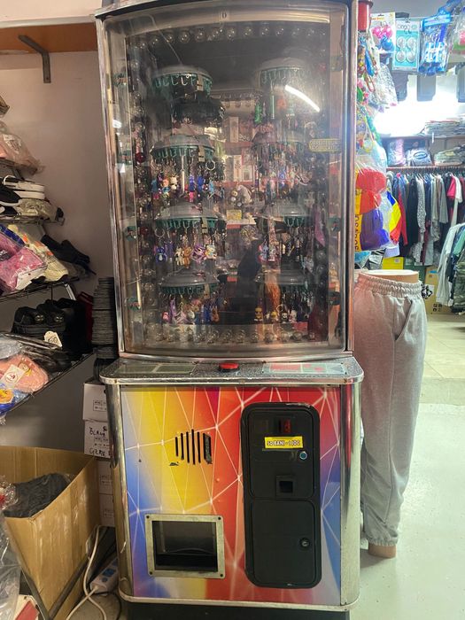 Vand aparat Arcade Profesional Sammy USA- joc cu premii brelocuri