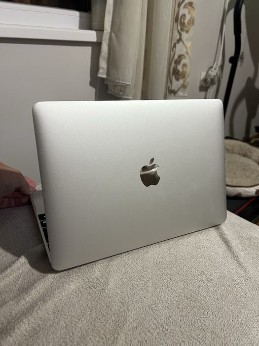 MacBook Retina 12” Early 2016