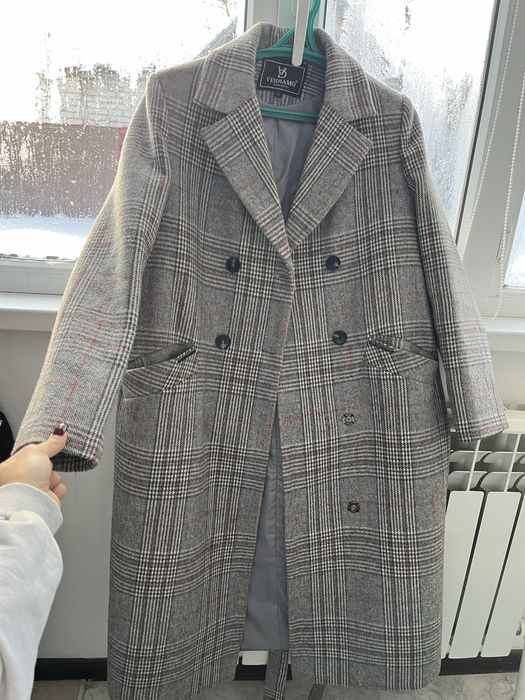 Пальто , б/у,48 размер