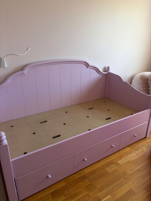 Pat Mobexpert 90x190 cm, cu saltea și sertar, stare foarte bună