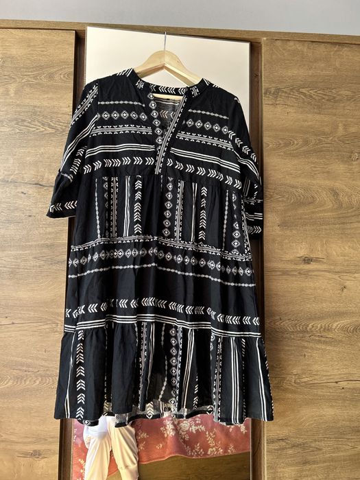 Дамски рокли zara bershka pull&bear nicole collection