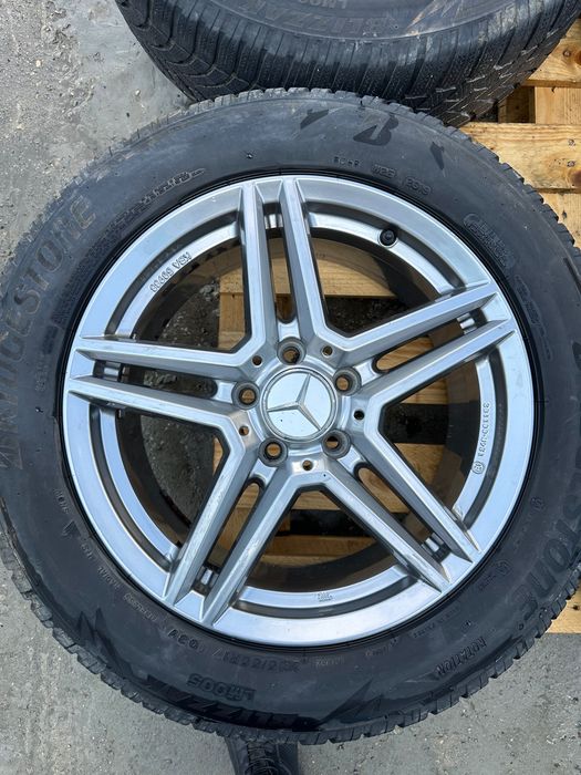 Джанти с Гуми 235/55R17 Mercedes