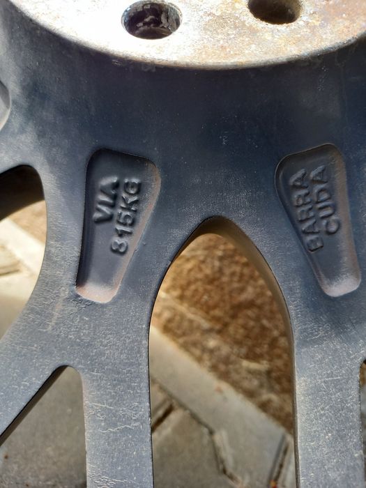 18' Barracuda Karizzma 5х114,3+зимни Unroyal Winter expert 235\45