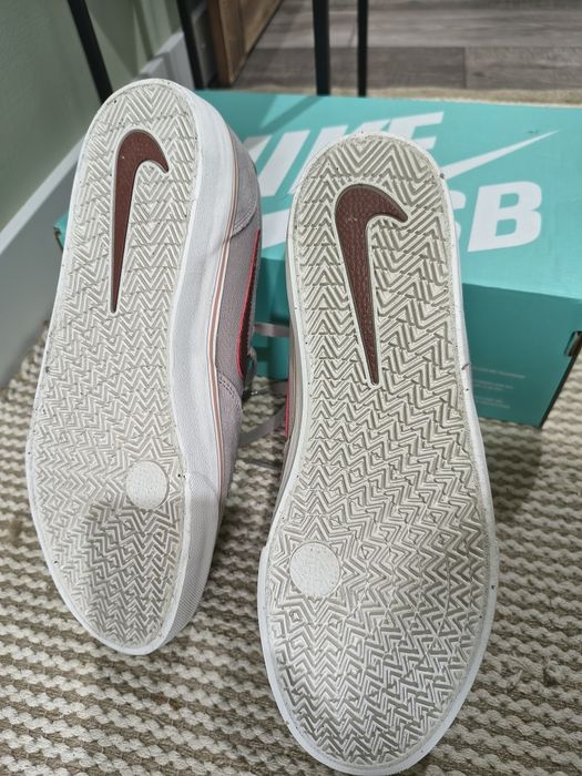 Nike Chron 2 42.5