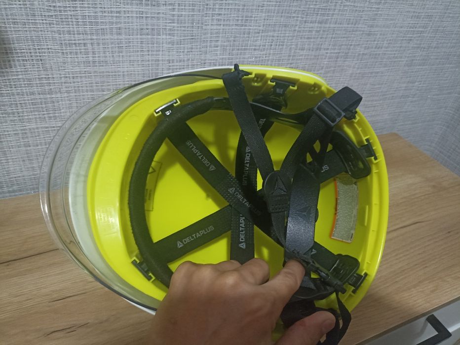 Специальная строительная каска