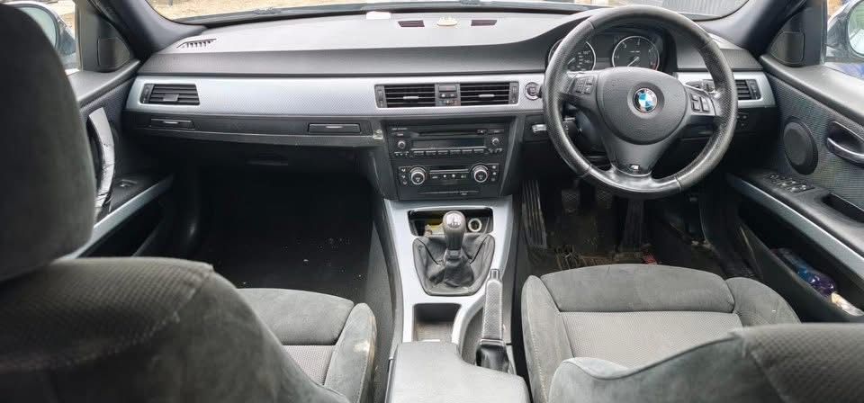 Dezmembrez BMW 320d M Pack Edition E91 LCI N47 2.0d 177cp Recaro Xenon