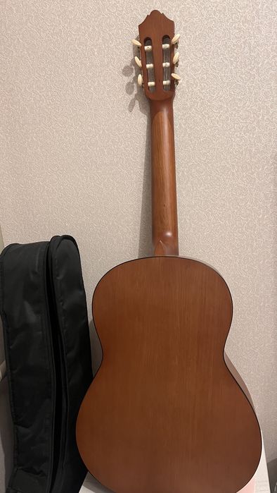Классическая гитара Yamaha C40M