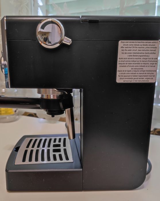 Продается кофемашина.