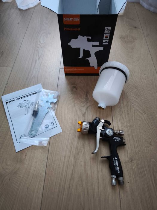 Pistol de Vopsit NTools Nou cu 2 Duze 1.3mm 1.7mm HVLP 600ml