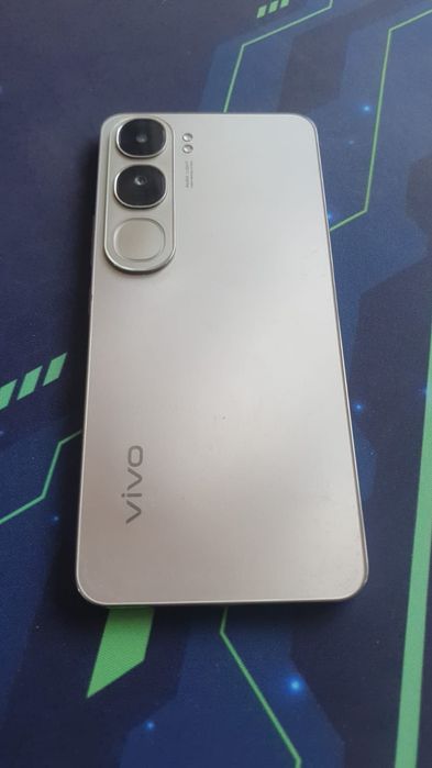 Vivo v 40 lait 8 128