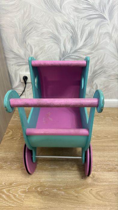 Деревяная коляска-ходунки