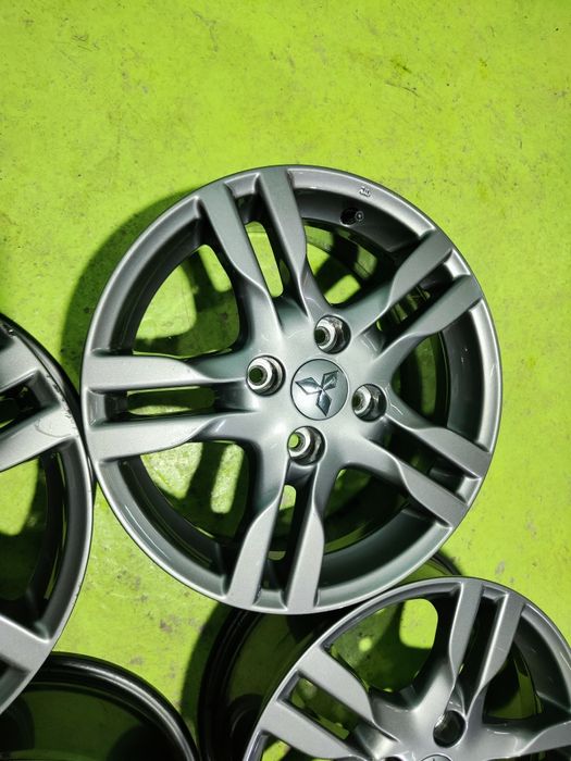16 4x114.3 Mitsubishi лети джанти 4х114.3 мицубиши