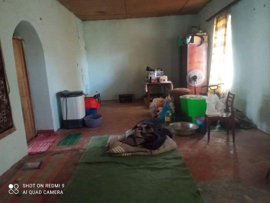 Продается 3 комнатный дом с большой земельной  площадью