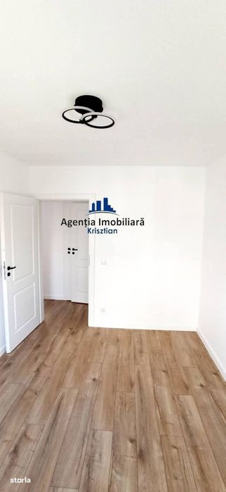 Apartament cu 3 camere de vânzare zona străzii Careiului